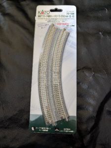 Kato 20-184 Doppelgleis Betonschwellen gebogen / Übergang R315/282 22.5°