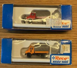 Roco 1896 + 1898 - Unimog Kommunal und Unimog Feuerwehr. OVP