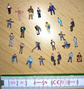 Noch Figuren und Tiere Spur N inkl Versand über 100 Teile