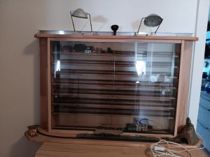 Spur N Vitrine zu verkaufen