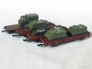 Roco Panzerzug beladen mit Unimog, M113 und VW Golf!