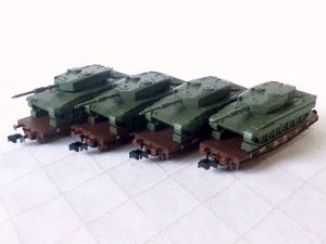 Roco Schwerlastwagen beladen mit Panzer Leopard in OVP!