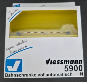 NEU & OVP - VIESSMANN 5900 Bahnübergang mit 2 Antrieben
