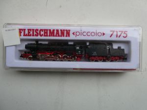 Fleischmann 7175  Schlepptenderlok mit Kabinentender  BR 050 Vitrinenm.&OVP siehe Beschreibung