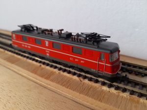 E-Lok Ae 6/6 der SBB in roter Lackierung