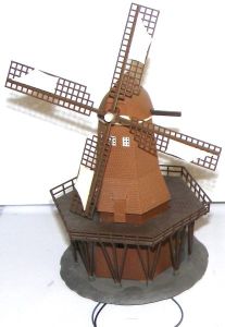 Windmühle mit Antrieb  (unvollständig)