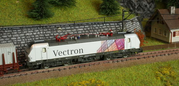 Hobbytrain Vectron